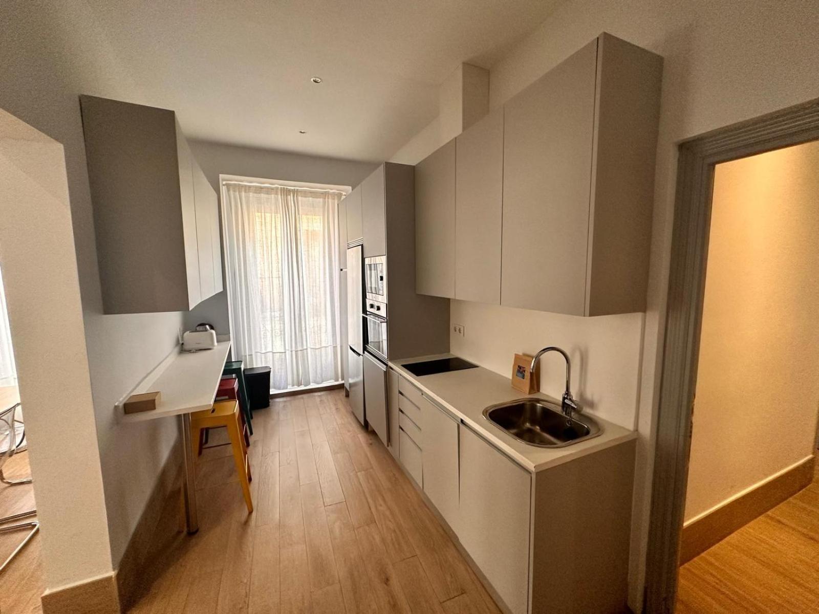 Amazing 3Bd 3Bth With 9 Balconies By Madrid4You Apartments Dış mekan fotoğraf