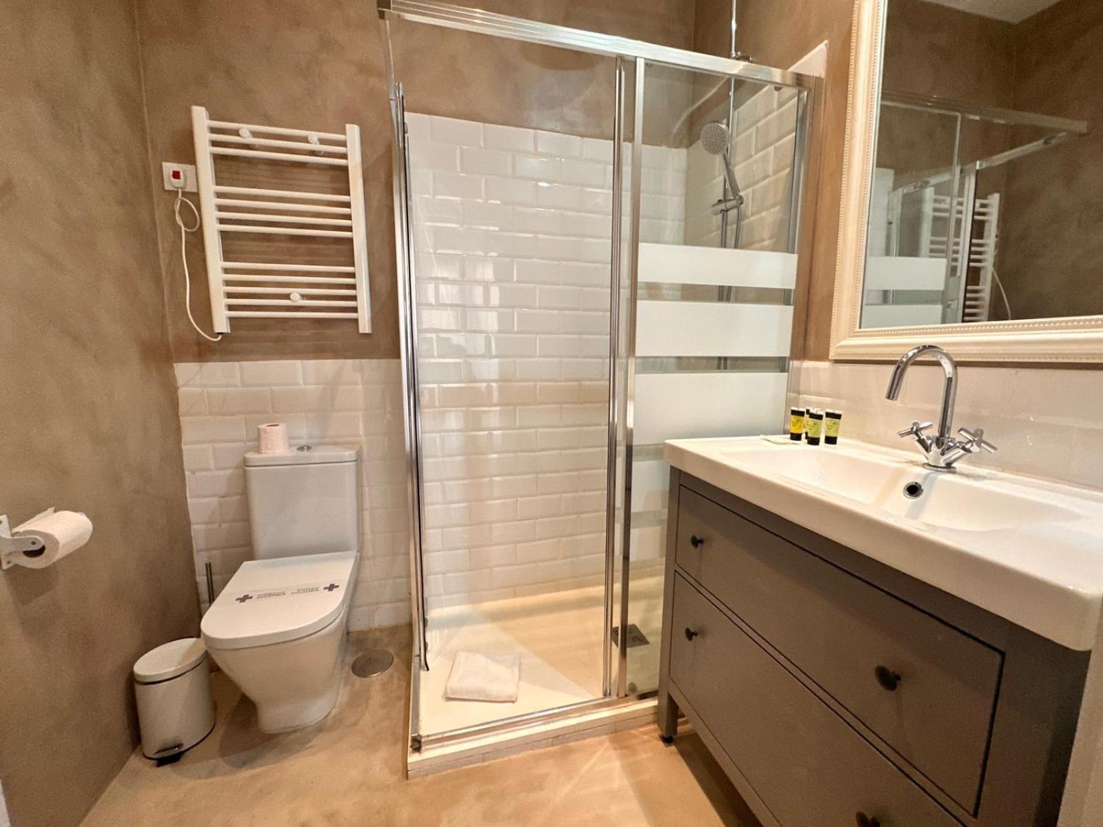 Amazing 3Bd 3Bth With 9 Balconies By Madrid4You Apartments Dış mekan fotoğraf